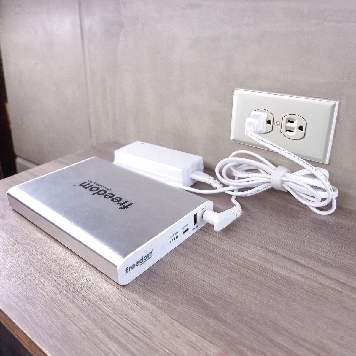 Freedom CPAP Battery AC Power Supply