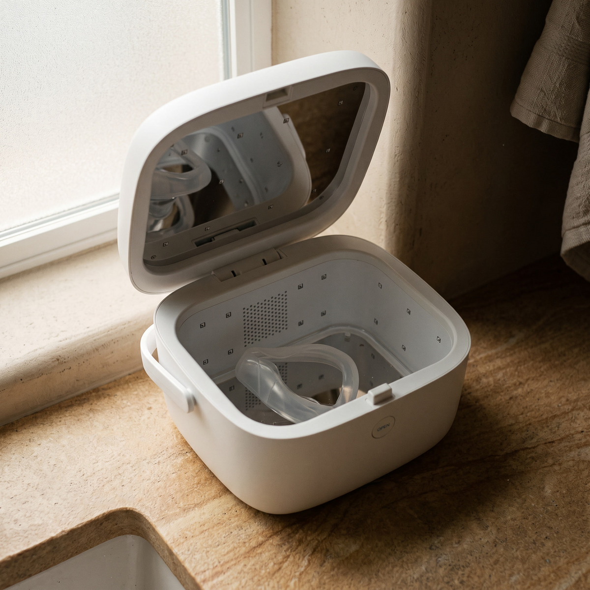 LiViliti PAPTIZER 360 UVC LED Smart Sanitizer