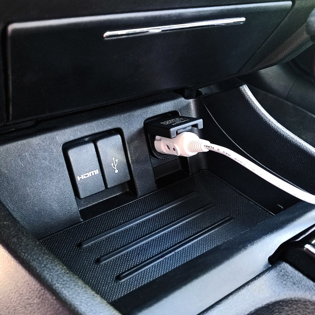 Freedom CPAP Battery DC Car Charger