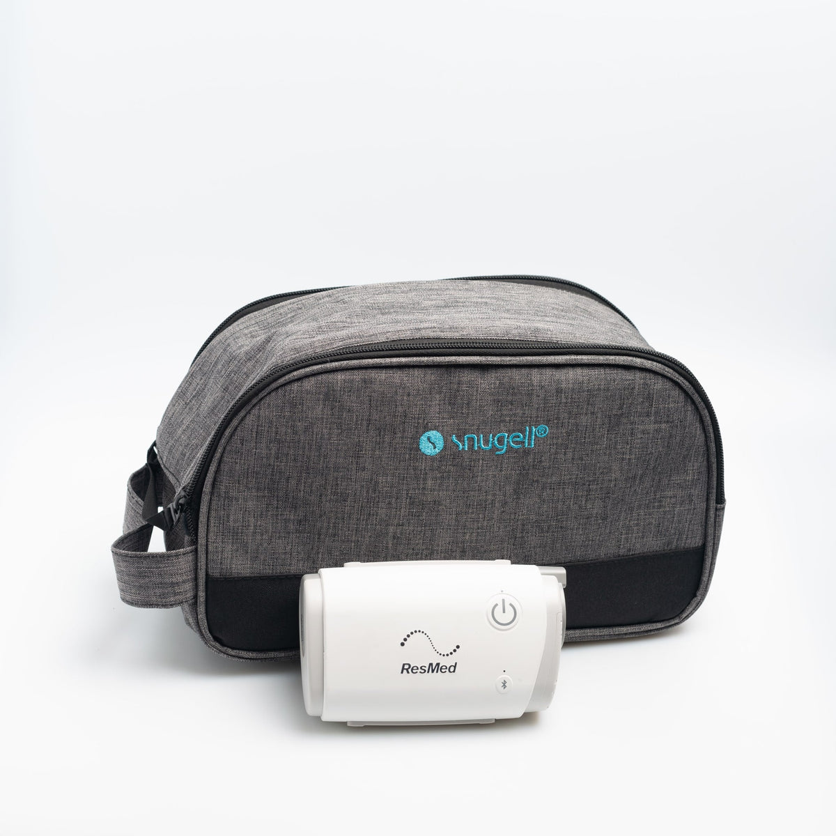 Snugell Bolso CPAP Travel bag featured with an AirMini CPAP travel machine.